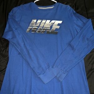 Nike Long sleeve shirt